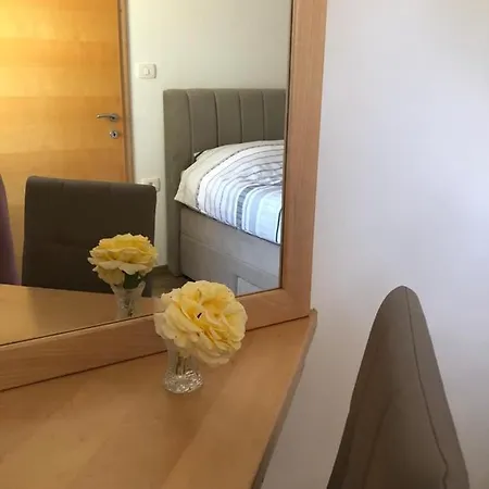 Appartement Deno à Podgrad  Extérieur photo