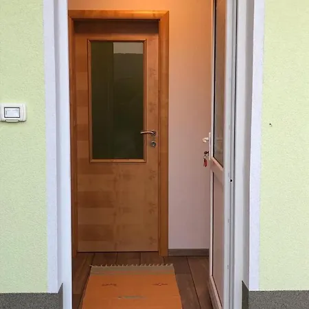 Appartement Deno à Podgrad  Extérieur photo