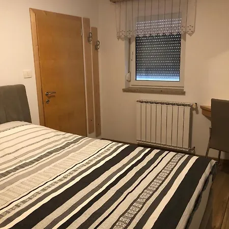 Appartement Deno à Podgrad  Extérieur photo