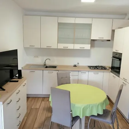 Appartement Deno à Podgrad  Extérieur photo