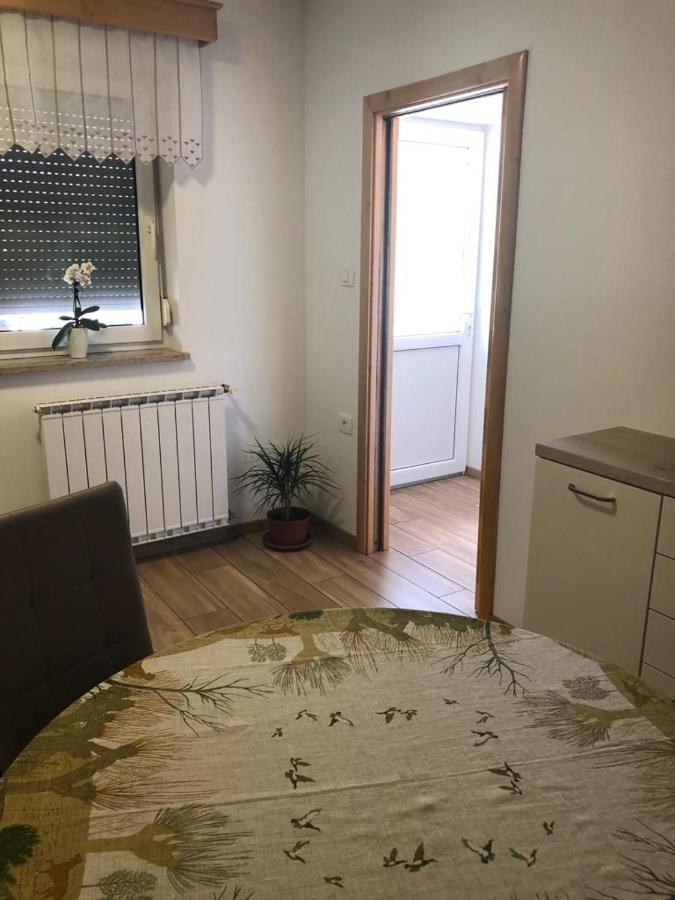 Appartement Deno Podgrad (Notranjska)